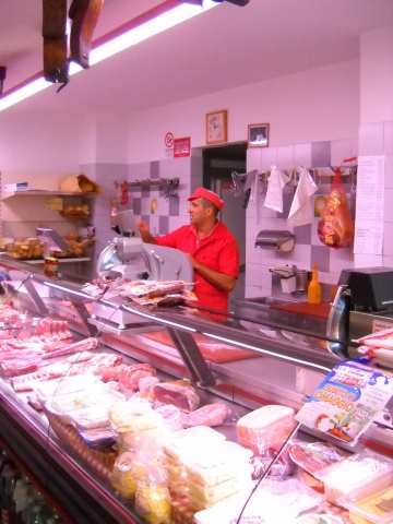 Foto galleria CAMOSSO - Macelleria - Salumeria - Alimentari