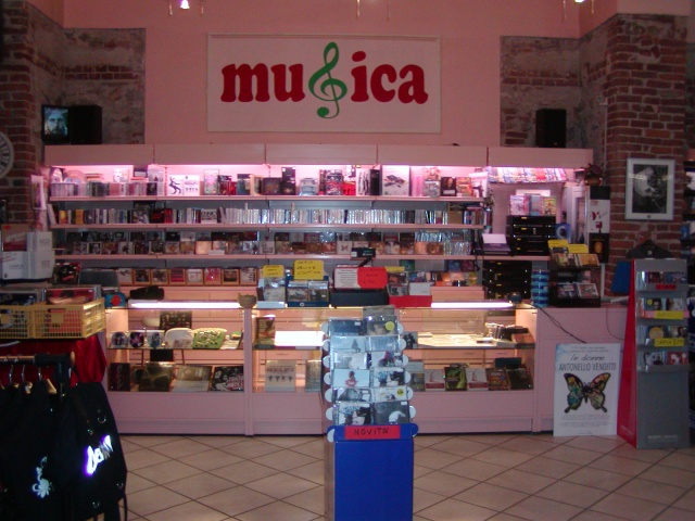 Foto galleria MUSICA S.N.C.
