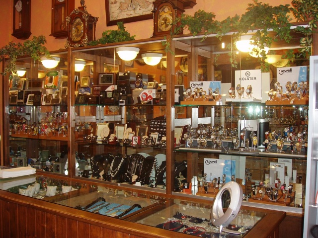 Foto galleria Orologeria L'ORA di Voena Valerio