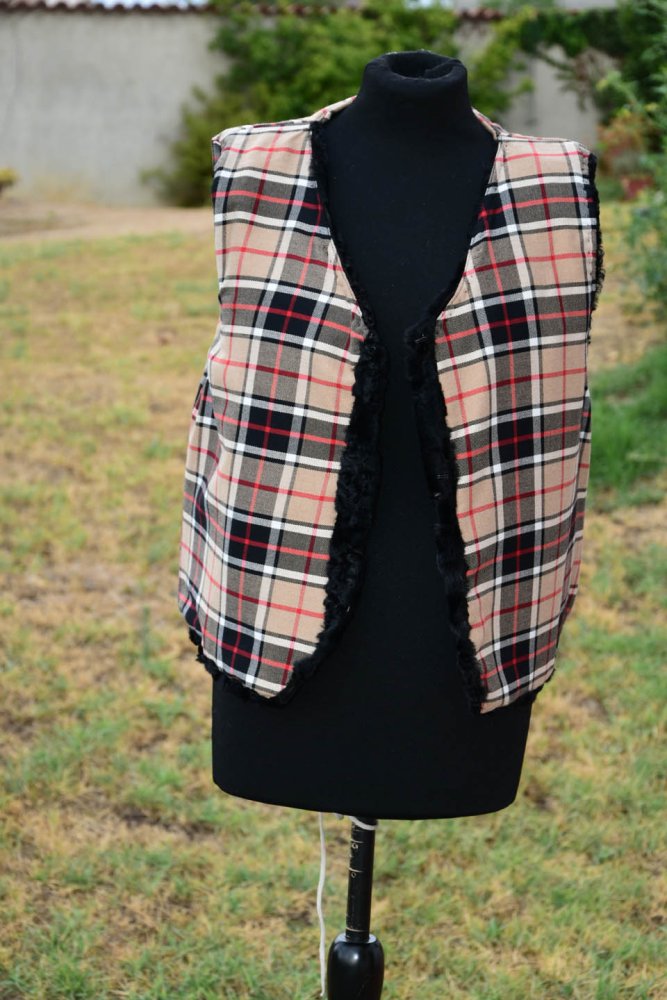 GILET IN TESSUTO PIU' PELLE ( DUBLE )SALUZZO CN GILET IN TESSUTO PIU' PELLE ( DUBLE )SALUZZO CN