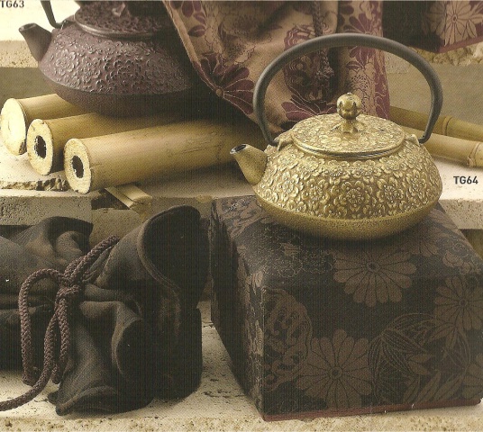 Set teiera in ghisa