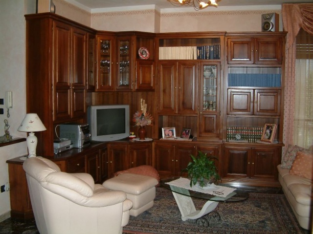 libreria ad angolo 