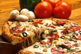 \"Aperitivo Pizza PAZZA\"