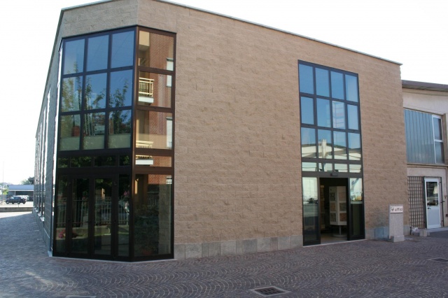 Finestroni a Nastro
