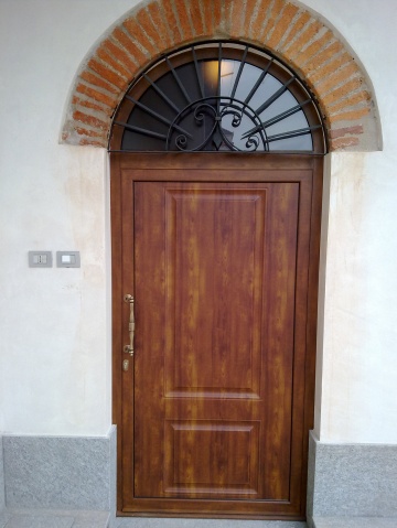 portoncino in alluminio