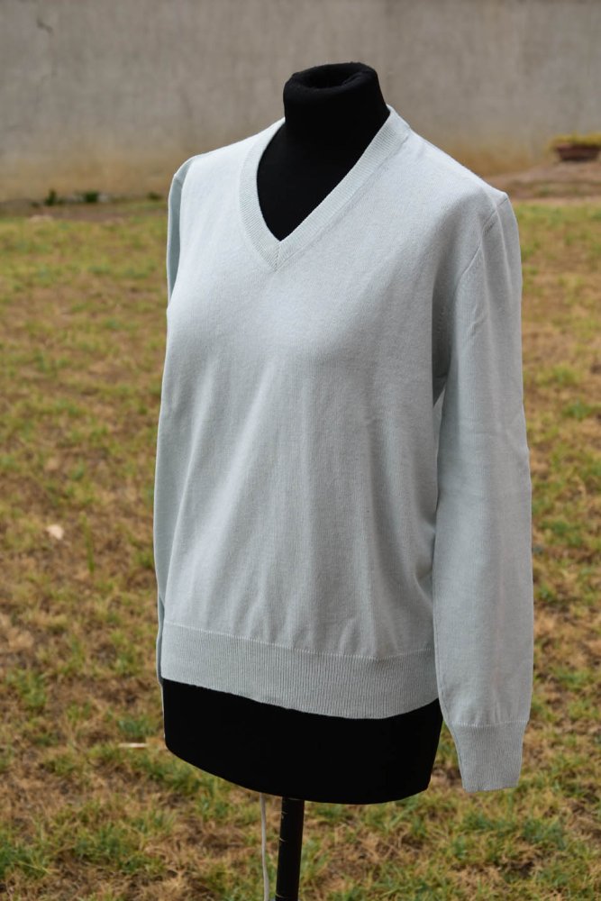 MAGLIA SCOLLO A V UOMO DONNA IN LANA E SETA SALUZZO CN MAGLIA SCOLLO A V UOMO DONNA IN LANA E SETA SALUZZO CN