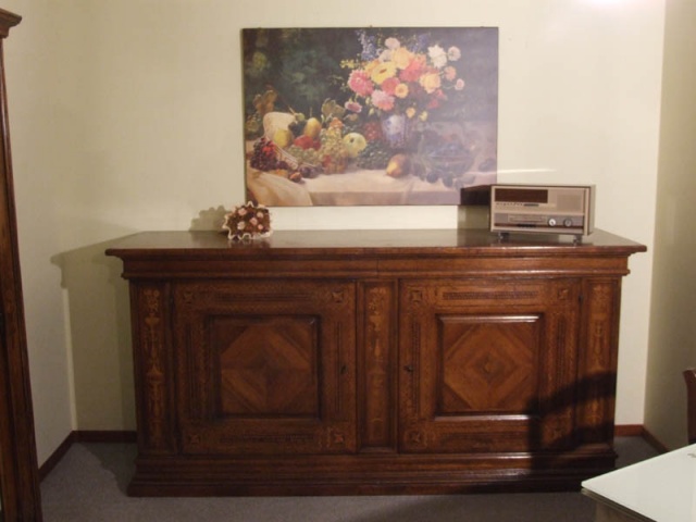 Credenza Noce con Intarsio